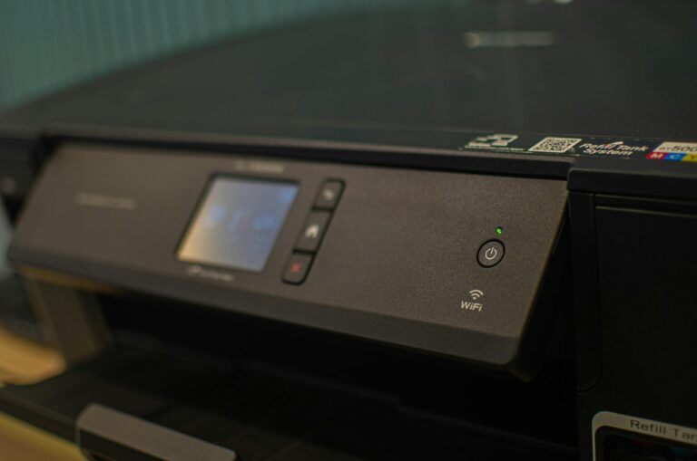 Moderne kantoorprinter met multifunctionele mogelijkheden voor efficiënt printen, scannen en kopiëren